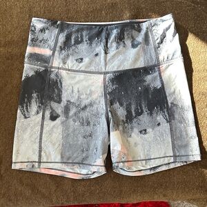 H&M Gray and Black Patterned Bike Shorts